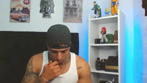 Darius Phoenix  online show from 01.13.25