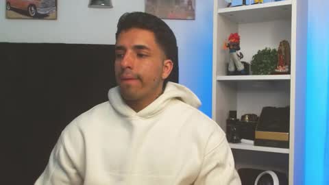 Darius Phoenix  online show from 01.24.25