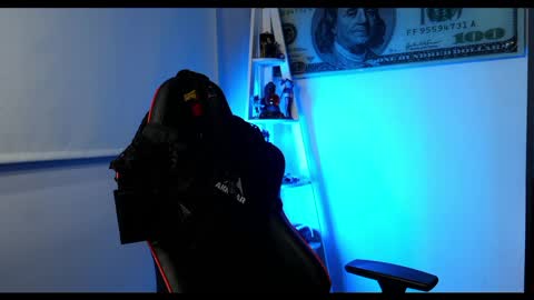 Darius Phoenix  online show from 02.10.25