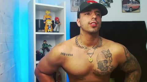 Darius Phoenix  online show from 03.04.25