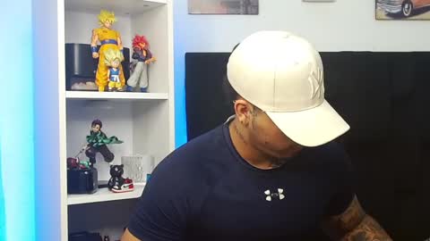 Darius Phoenix  online show from 03.05.25