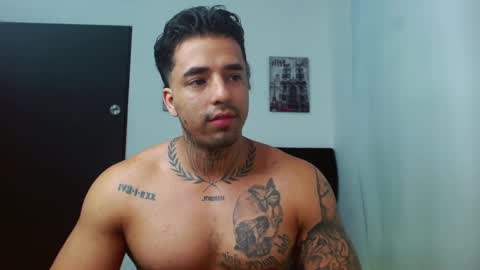 Darius Phoenix  online show from 09.10.25