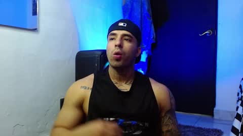 Darius Phoenix  online show from 11.04.25