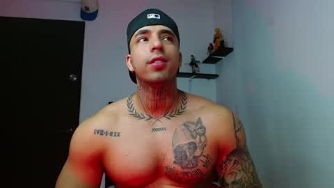 Darius Phoenix  online show from 11.28.25