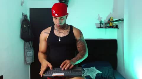 Darius Phoenix  online show from 04.11.26