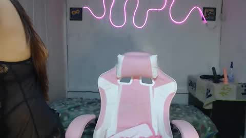 dark_angel143 online show from 09.30.25