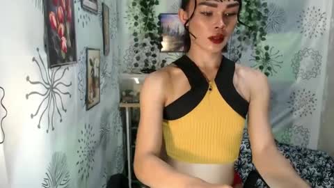 yushico online show from 02.15.25