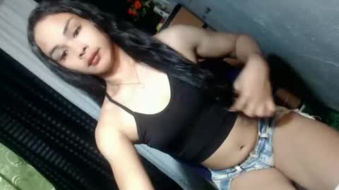 Snapshot of dark_angelxxx94 chatting on 10.23.25 yushico online show from 10.23.25