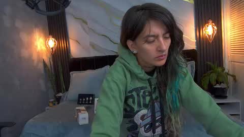 Snapshot of dark_dominika chatting on 05.06.26 dark_dominika online show from 05.06.26
