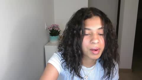 Snapshot of dark_enchantress_ chatting on 12.13.24 Sofia online show from 12.13.24