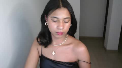 Snapshot of dark_enchantress_ chatting on 12.14.24 Sofia online show from 12.14.24