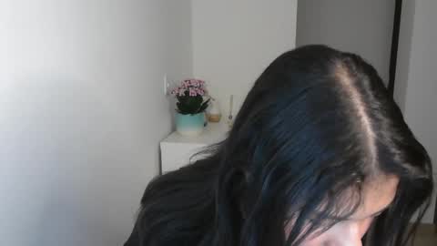 Snapshot of dark_enchantress_ chatting on 12.16.24 Sofia online show from 12.16.24