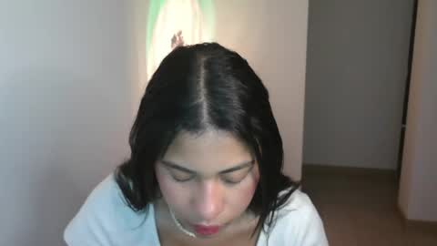 Snapshot of dark_enchantress_ chatting on 12.29.24 Sofia online show from 12.29.24