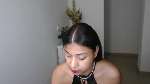 Snapshot of dark_enchantress_ chatting on 02.01.25 Sofia online show from 02.01.25