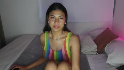 Snapshot of dark_enchantress_ chatting on 03.04.25 Sofia online show from 03.04.25