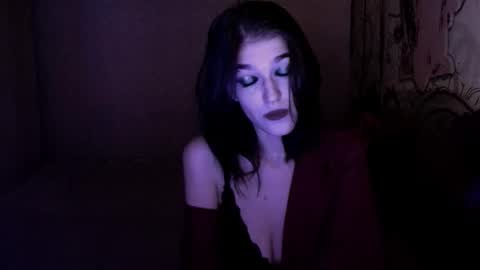 Snapshot of dark_horny_witch chatting on 09.11.25 Rina online show from 09.11.25
