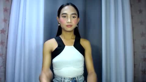 LIANNA online show from 04.15.26