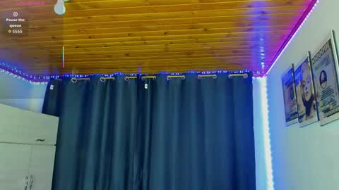 Snapshot of dark_lucky chatting on 09.19.25 Juanito online show from 09.19.25