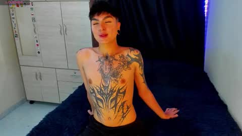 Snapshot of dark_lucky chatting on 10.23.25 Juanito online show from 10.23.25