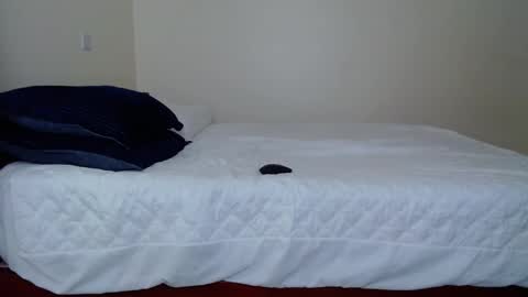 Snapshot of dark_qween chatting on 10.30.25 dark_qween online show from 10.30.25