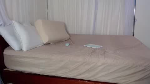 dark_qween online show from 04.17.26