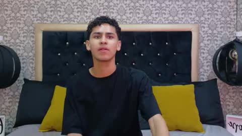 Snapshot of dark_sultan chatting on 02.18.26 dark_sultan online show from 02.18.26