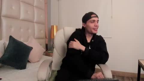 dark_sun333 online show from 01.10.26