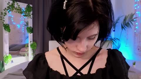 Vamp  online show from 01.02.25