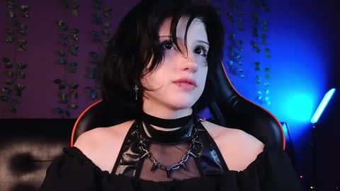 Vamp  online show from 01.18.25