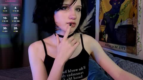 Vamp  online show from 02.08.25
