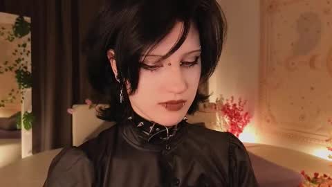Vamp  online show from 02.22.25