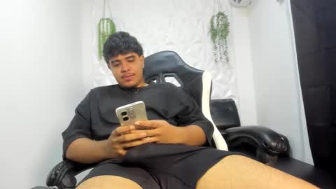 Snapshot of darkalphax01 chatting on 03.12.26 darkalphax01 online show from 03.12.26