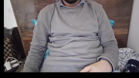 Snapshot of darkbud03 chatting on 02.03.25 just a guy online show from 02.03.25