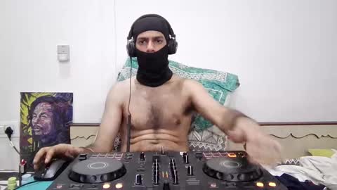 Snapshot of darkbud03 chatting on 10.29.25 just a guy online show from 10.29.25