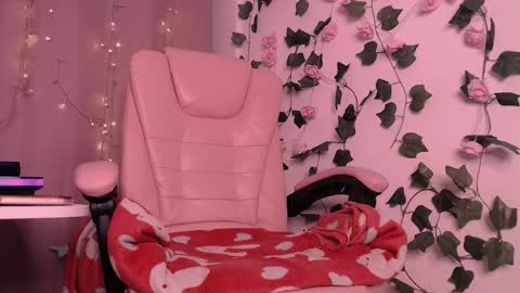  Candy   online show from 10.09.25