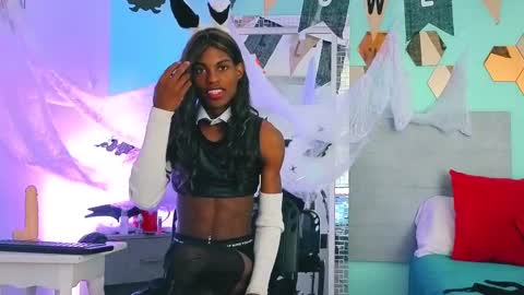 Snapshot of darkcandyboy chatting on 11.02.25 darkcandyboy online show from 11.02.25