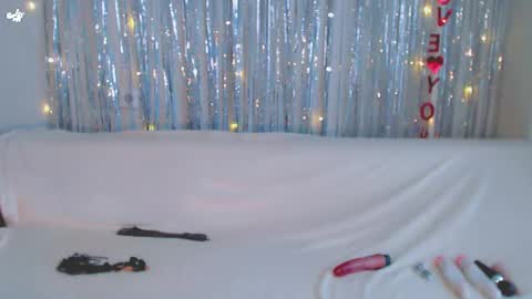 Kelly online show from 02.28.25