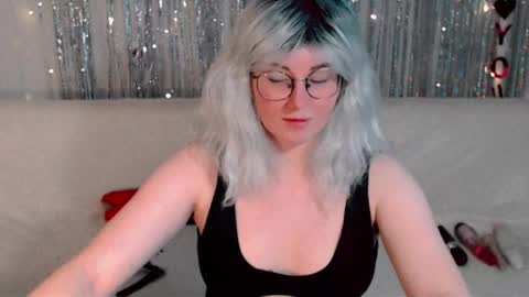 Kelly online show from 09.25.25