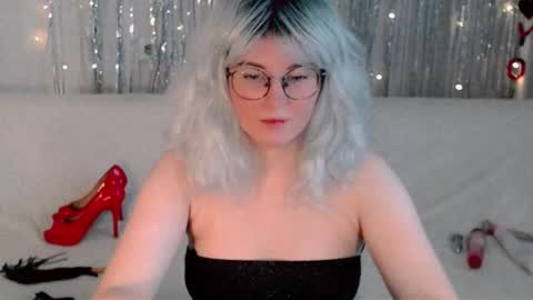 Kelly online show from 09.27.25