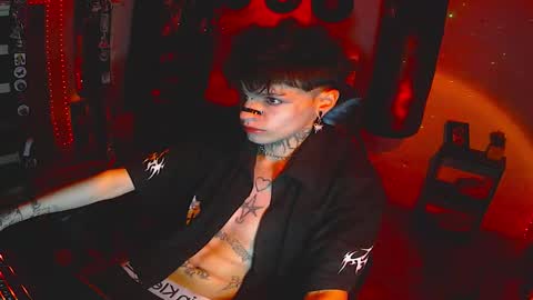   online show from 11.06.25