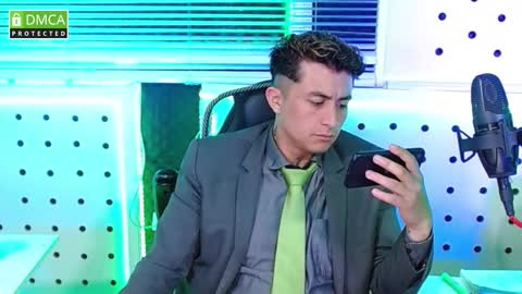 DARKO0717 online show from 10.22.25