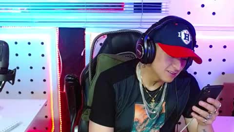 DARKO0717 online show from 11.26.25