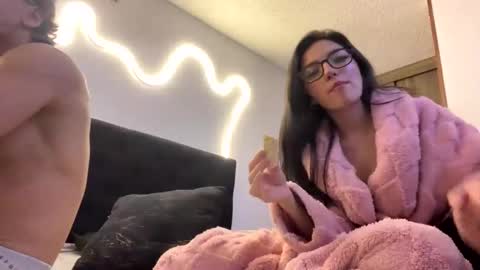 Snapshot of darkpleasuress chatting on 09.10.25 darkpleasuress online show from 09.10.25