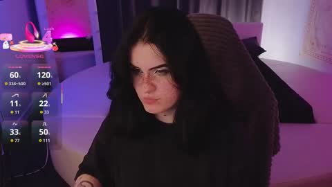 Snapshot of darksh1ne chatting on 11.13.25 Shine online show from 11.13.25