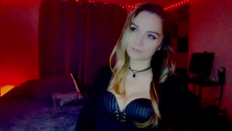roseredgoddess online show from 09.17.25