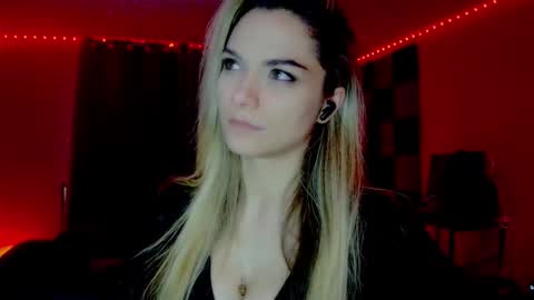 roseredgoddess online show from 11.27.25