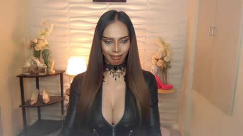 HAPPY BIRTHDAY MISTRESS MADRIANA online show from 12.03.24