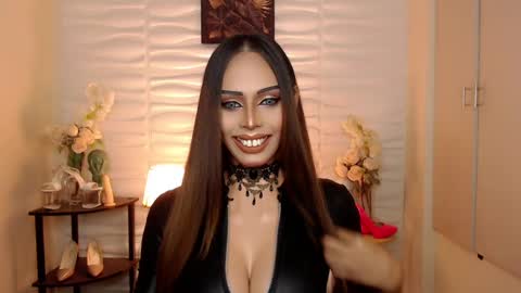 HAPPY BIRTHDAY MISTRESS MADRIANA online show from 12.08.24
