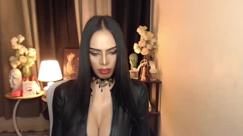 HAPPY BIRTHDAY MISTRESS MADRIANA online show from 01.26.25