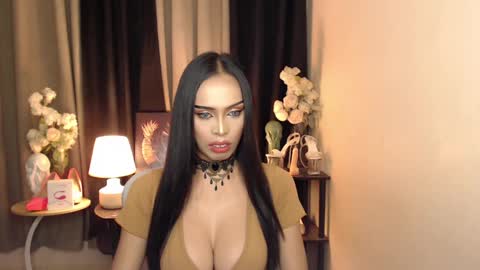 HAPPY BIRTHDAY MISTRESS MADRIANA online show from 02.03.25